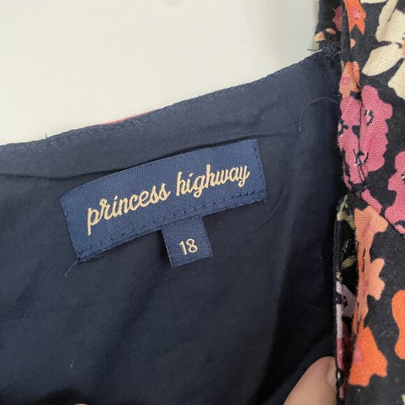 Princess Highway Natalie Puff Sleeve Linen Blend Playsuit - Picture 3 of 3